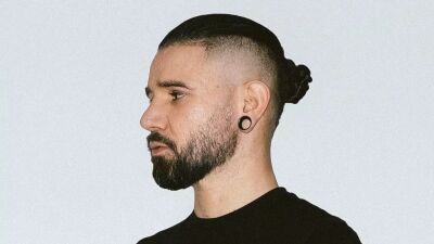 Skrillex (スクリレックス) 、ダブステップの代名詞的EP『Scary Monsters and Nice Sprites』の宣伝費がたった2,000ドル (約33万円) だったことを明かす