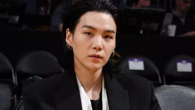 BTSメンバーのSuga、飲酒運転で電動キックボード転倒が警官見つかり11,500ドル (約165万3,000円) の罰金…「不注意で間違った行動だった」と謝罪