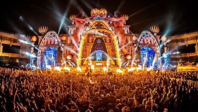 日本で開催された懐かしの EDM フェスを振り返ろう！【第1弾／2013年～2016年】