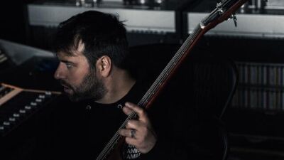Sebastian Ingrossoがインスタグラムにいじめ反対のコメントを投稿