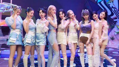 TWICE（トゥワイス）、12枚目のミニアルバム『Our Youth』を2023年3月リリース！ 英語歌詞の先行シングルは1月リリース
