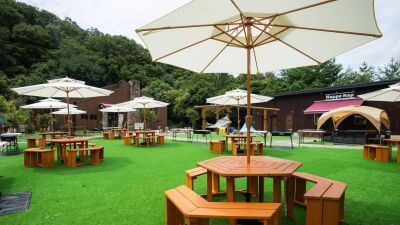 自然と調和したリラックス感溢れる空間でBBQ、ハンモック、温泉等が楽しめる "チルアウト" がテーマのアウトドア施設『森のNappe Nap』が神戸市北区にオープン！