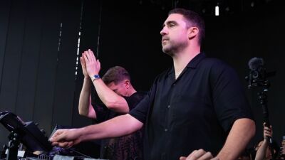 UK出身デュオCAMELPHAT (キャメルファット) 、イビサの豪華ヨットで収録したライブセットをYouTubeにて公開