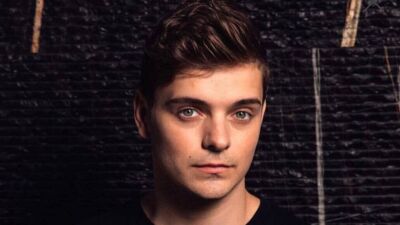 【動画アリ】Martin Garrix（マーティン・ギャリックス）、20回記念の「STMPD RCRDS Radio show」にて自身の超豪邸とスタジオをお披露目！