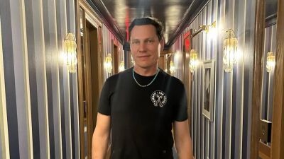 オランダが誇るダンスミュージック界の帝王Tiësto (ティエスト) 、米・コロラドのベニュ―Red Rocks (レッド・ロックス) にてスペシャルな4時間セットを披露することを発表
