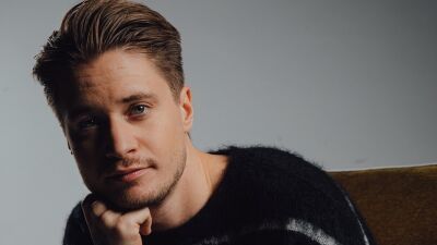 Kygo（カイゴ）、配信チャート席巻中の最新アルバム『Thrill of the Chase』日本限定CDを2022年12月21日リリース決定！応援店特典で先着で『オリジナル・ポチ袋』も配布