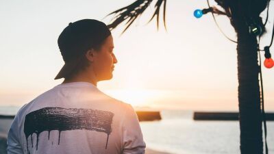 Kygo (カイゴ) 、2014年リリースの「Firestone」のSpotifyでの再生回数が10億回を突破!!