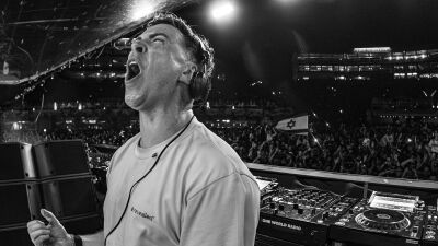 【ULTRA Japan出演】Hardwell (ハードウェル) 、制作当初にAvicii (アヴィーチー) から名曲 "Seek Bromance" のコラボを持ち掛けられていたことを明かす