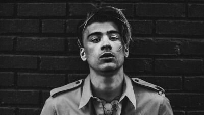ゼイン（ZAYN）、来るセカンド・アルバムから「レット・ミー」に続く新曲「エンターテイナー」を続編MVとともに公開！