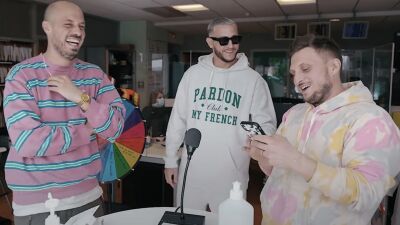 DJ Snake（DJ スネイク）、フランス・モンパルナス駅の構内放送でヤギの鳴き真似を放送して駅を行き交う人々を困惑させる。Twitter名も一瞬「DJ GOAT」に改名