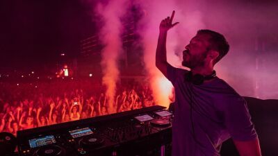 Calvin Harris（カルヴィン・ハリス）、アルバム『FUNK WAV BOUNCES VOL. 2』8月5日リリース＆コラボアーティストを発表！