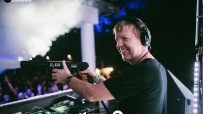 【John Digweed（ジョン・ディグウィード）】最新ミックス「Quattro」をリリース！ インタビューで「クラブは再オープンして欲しいが焦らないで欲しい」と語る