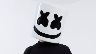 Marshmello (マシュメロ) 、2021年に死去したJuice WRLD (ジュース・ワールド) との遺作コラボ曲 "We Don’t Get Along" を3月6日にリリース
