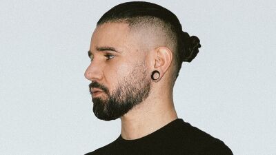 CDは過去の遺物……!? Skrillex (スクリレックス) がマディソン・スクエア・ガーデン公演でレア曲入りCDを300枚限定配布するも、若いファンは「CD聴けるハードウェア持ってない」と不満