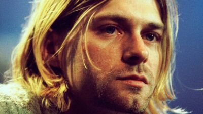 Nirvana (ニルヴァーナ) のフロントマン故Kurt Cobain (カート・コバーン) が着用した映画『Foxes』のTシャツがオークションに出品