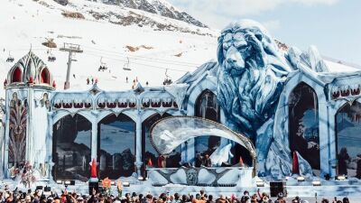 「One World Radio」が史上最高の "Tomorrowland アンセム" をカウントダウン形式で発表する『Tomorrowland Top 1000』開催中、最終順位はリスナー投票で決定