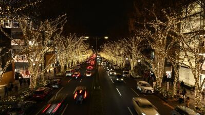 約500個の雪の結晶が館内を彩る！高さ10メートルの世界最大級の "3Dプリンター製クリスマスツリー" が表参道ヒルズに11月9日 (木) より登場