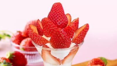 『Yokohama Strawberry Festival 2025』横浜赤レンガ倉庫で2月6日 (木) 〜3月2日 (日) に開催、アフタヌーンティー、オリジナルパフェ作り、ブランドいちご無料配布も