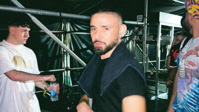 Skrillex (スクリレックス) 、2023年4月29日 (土) にコロラド州のアイコニックなべニュー「RED ROCKS」にて5時間セット公演を開催！