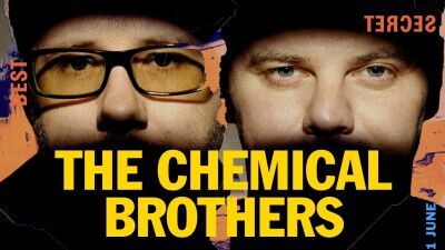 The Chemical Brothers (ザ・ケミカル・ブラザーズ) 、今秋にニューアルバムをリリースすることを発表！  米最大級フェスのCoachella会場への高速道路にアルバム発表の看板も