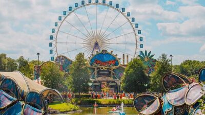 Tomorrowland へ持って行くと便利なもの！