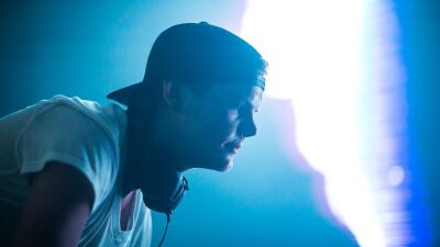 Avicii（アヴィーチー）が日記に書いた最後の言葉が、Aviciiの伝記「Tim – The Official Biography Of Avicii」で明らかに