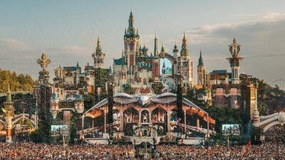 『Tomorrowland One World Radio』ファン投票による2024年度のダンス・ミュージック・アンセム、トップ1000を発表！ 今年のNo.1アンセムは2011年リリースのあの曲…!