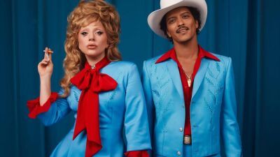Lady Gaga (レディー・ガガ) x Bruno Mars ( ブルーノ・マーズ) による新曲 "Die With A Smile" のポップアップが東京・神宮前にて9月1日まで開催中