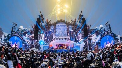 フランスの雪山Alpe d’Huezにて初開催【Tomorrowland Winter 2019】に行ってみた！