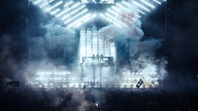 再結成から3月25日で丸1年を迎えたSwedish House Mafiaがインスタに投稿したものは!?
