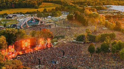 Excision (エクシジョン) 主宰フェス『Lost Lands』が2025年に開催されたフェスティバルのライブセット17本をApple Musicにて公開