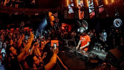 インド・ムンバイで予定されていたdeadmau5 (デッドマウス) のヘッドライン公演、同市にインドのナレンドラ・モディ首相が訪問することになり当局から中止要請、キャンセルに…
