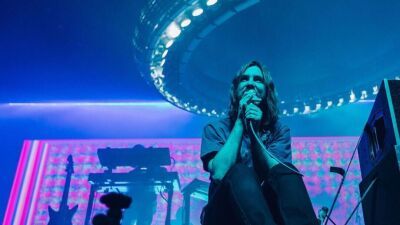 Tame Impala (テーム・インパラ) が電子楽器会社「Telepathic Instruments (テレパシック・インストゥルメント) を設立、謎めいた公式サイトもオープン