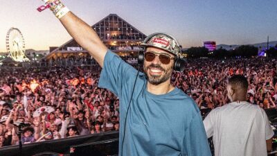 Afrojack (アフロジャック) の別名義Kapuchon (キャプチョン) 、ハウス・トラック "Secret Moves" をHot Creationsからリリース
