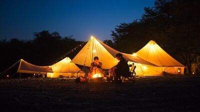 世界から注目を集める「イチローズモルト」も参加！国内外のウイスキーメーカーが集結するアウトドア×ウイスキーイベント、埼玉のグランピングリゾート・コモリバにて11/18 (金) 開催