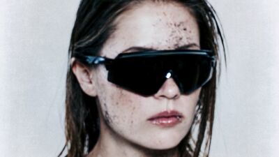大人気テクノ DJ/プロデュサーCharlotte de Witte (シャーロット・デ・ウィット）、2024年4月11日に自身のレーベルKNTXTからニューシングル "ROAR" をリリース