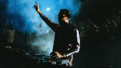 【GMO SONIC 2026出演】Tiësto (ティエスト) 、Instagram投稿を全削除、新しいロゴに変更しトランスへの "復帰" を示唆