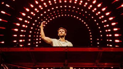 ZEDD (ゼッド) 、NY開催の「ZEDD In The Park」にて人気ゲームシリーズ『Halo Infinite』のテーマ曲をフルドラムセットで披露！