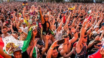今週末開催の『ULTRA MIAMI 2022』メインステージ、RESISTANCE、ASOT等のライブ配信が決定!! CJD/ULTRA Angels日本代表MIKA Tも登場!?
