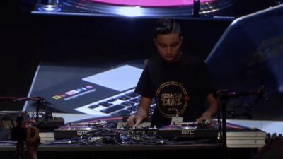 カナダの13歳の DJ「Brandan Duke The DJ」くんのスキルがヤバい
