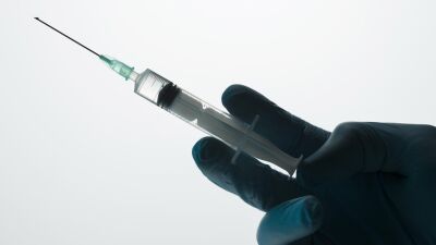 フランスの音楽フェスで女性を狙った「注射器襲撃」発生、一連の襲撃犯として12人逮捕、少なくとも145人が注射の被害に