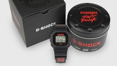 Daft Punk (ダフト・パンク) 、米アパレル・ブランド「PLEASURES」と腕時計ブランド「G-SHOCK」との限定コラボ腕時計を発売するも、速攻でSOLD OUTに…