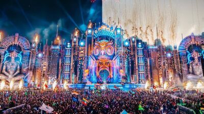 【動画まとめ】先週末ラスベガスにて開催された『EDC Las Vegas 2025』Tiësto (ティエスト) 、Alesso (アレッソ) らのセットが早くもYouTubeに登場