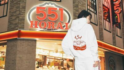 大阪名物の代表格、不動の支持を集める"豚まん"「551蓬莱」と大阪発のセレクトショップ「アーバンリサーチ」が第三弾コラボアイテムを発表