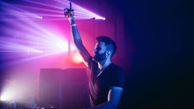 DJやイベント関係者なら1度は頭を悩ませる……？ Gareth Emery（ギャレス・エメリー）がパンデミック後の「無料ゲストリスト」について物申す！