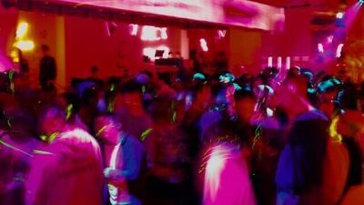 若い世代に蔓延する "盗撮→ネットで拡散" への不安と憂鬱…Z世代の約半数がネット拡散を恐れてダンスを避けている!? 盗撮防止に付近のスマートグラスを検知するアプリも登場