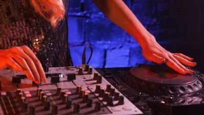 Instagram（インスタグラム）がDJセットのライブストリーミングに「90秒ルール」を課すと発表