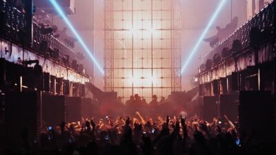 イギリス・ロンドンの有名クラブ『Printworks London』が新型コロナ・オミクロン株急拡大によって2021年度内の開催予定イベントを全キャンセルに