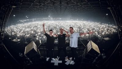 Martin GarrixがADEで最新ショー「THE ETHER」をお披露目、レジェンド2名も参加し豪華すぎるB2B2Bを披露