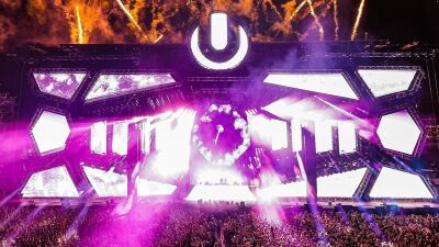【動画アリ】『Ultraマイアミ』に出演したDavid Guetta (デヴィッド・ゲッタ) 、Afrojack (アフロジャック) ＆Sia (シーア) と共に "Titanium" を披露！